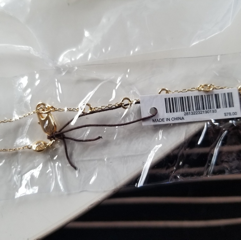 Henri bendel necklace